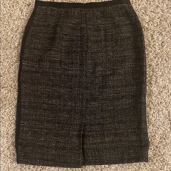 MaxMara Black Tweed Pencil Skirt size 8 - Picture 3 of 5